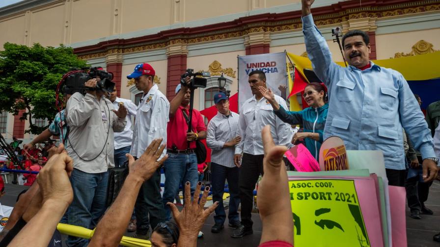 Oposición venezolana impulsará revocatorio aunque se active Carta Democrática