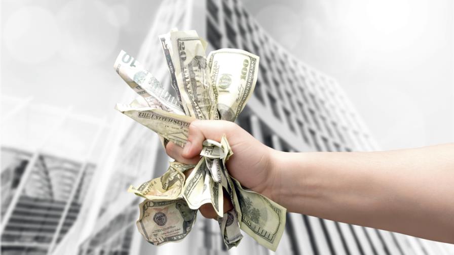 La izquierda, la mano invisible de Adam Smith La izquierda, la mano invisible de Adam Smith