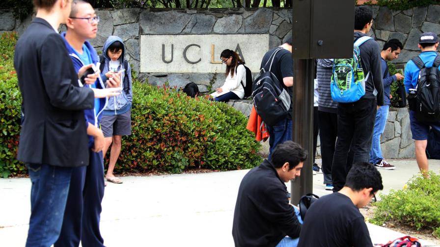 Dos muertos en un tiroteo en una universidad de Los Ángeles