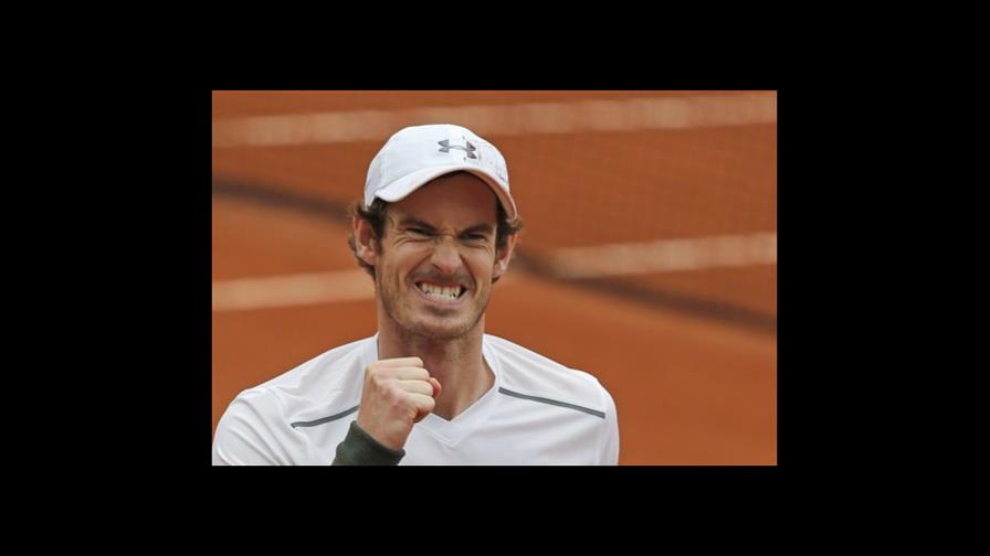 Un irascible Andy Murray se cita con Wawrinka en semis de Roland Garros