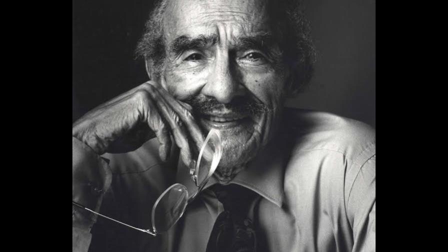 Educación exhorta a honrar a Pedro Mir este viernes en todas las escuelas Educación exhorta a honrar a Pedro Mir este viernes en todas las escuelas