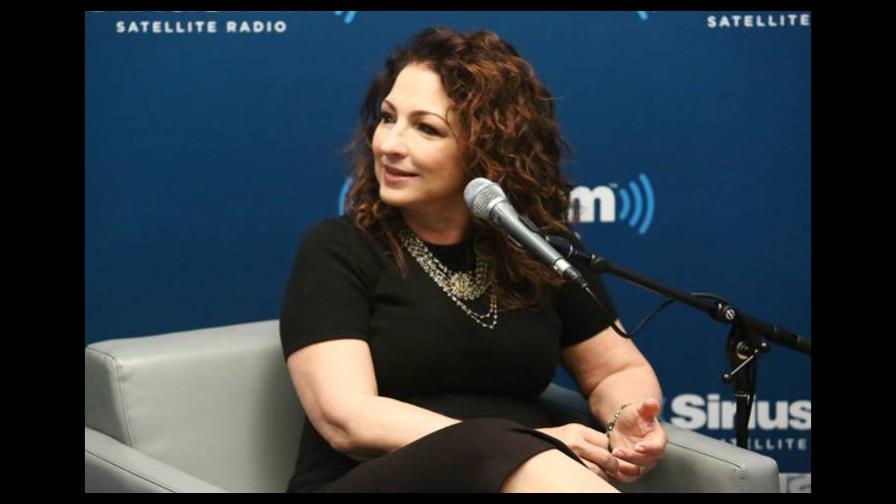 Gloria Estefan señala que la gente de Cuba “necesita libertad y comida” 