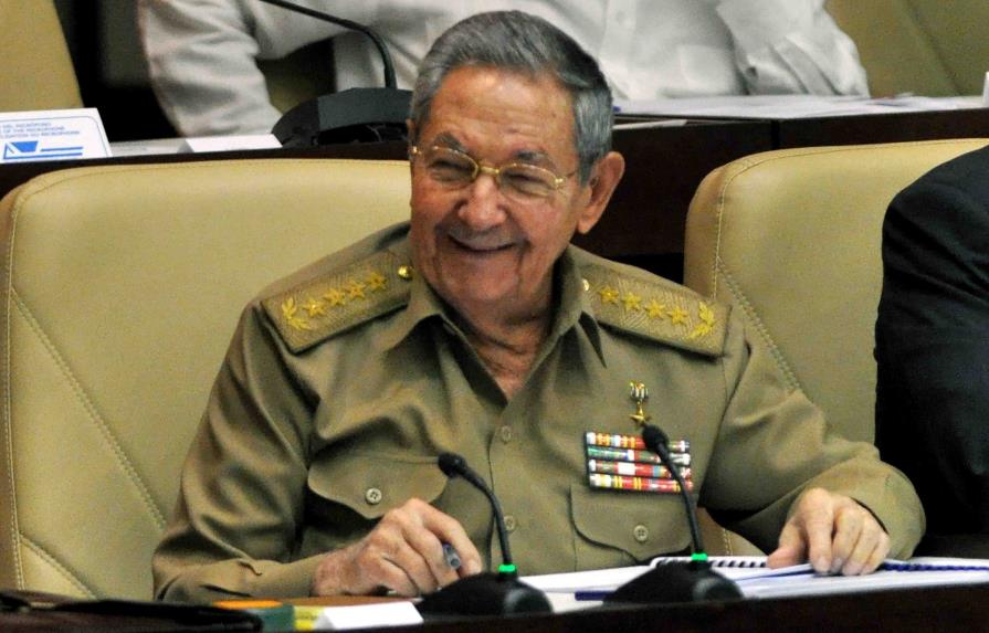 Raúl Castro cumple 85 años con Cuba de moda y retos como reformas y relevo