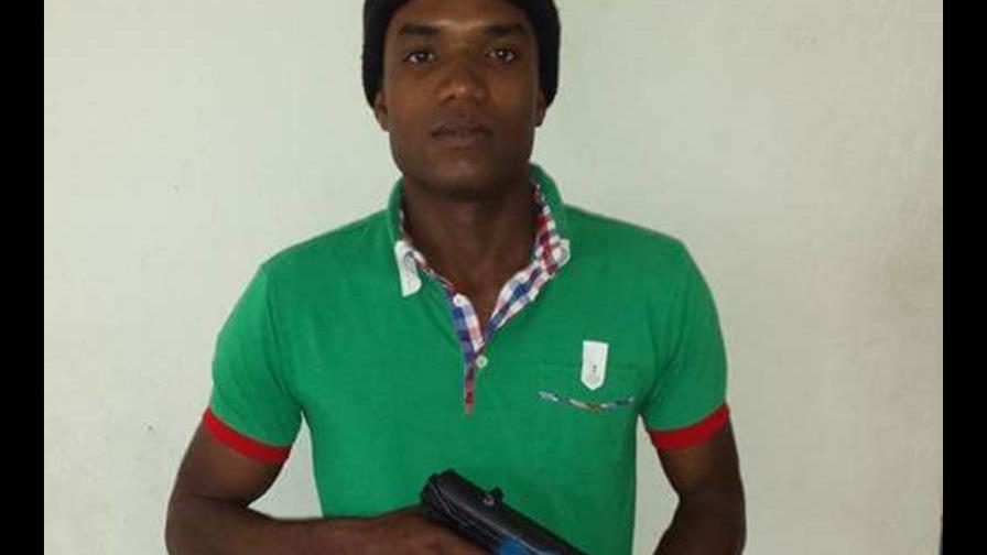 Cabo mata a raso en presunto accidente en cuartel de Hato Mayor 