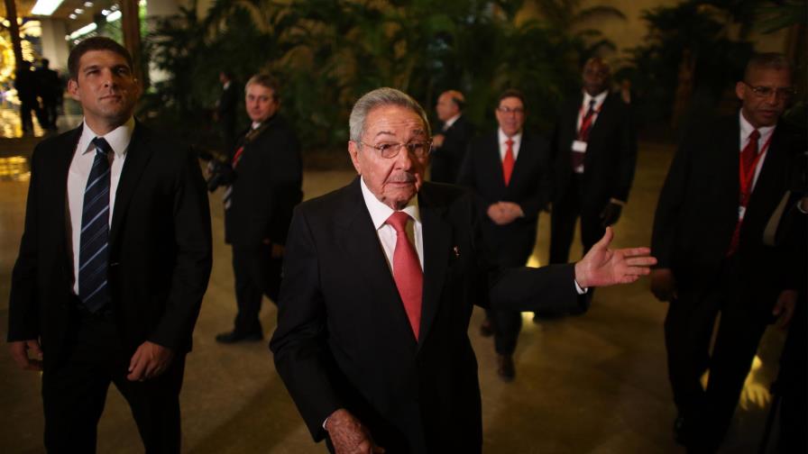 Raúl Castro ratifica apoyo a Maduro y a Rousseff en VII Cumbre del Caribe