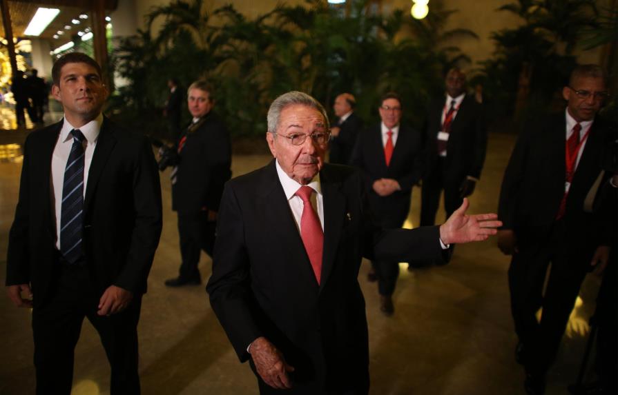 Raúl Castro dice que  Cuba asegura no volverá a OEA 