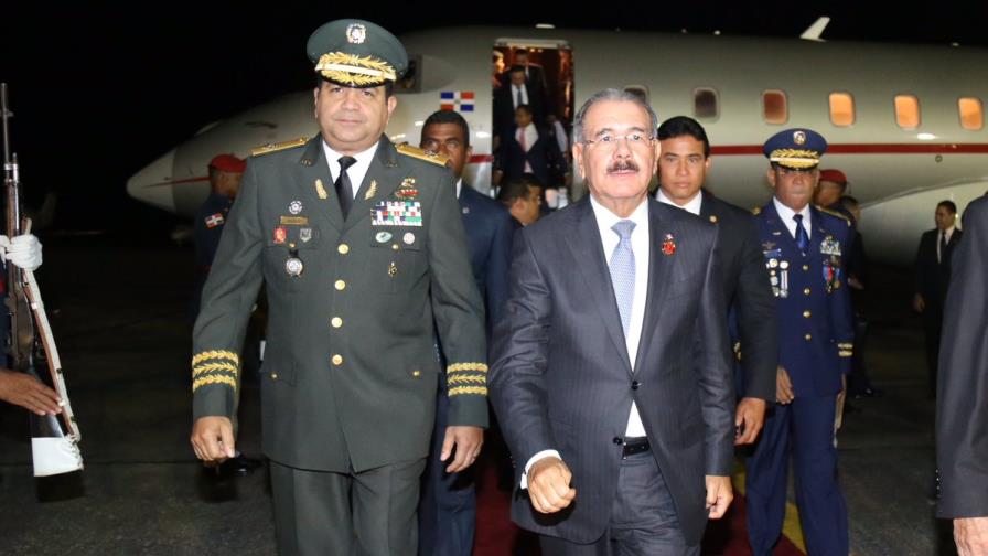 Presidente Medina regresa de Cuba, luego de participar en Cumbre AEC 