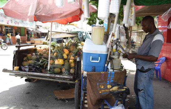 Vendedores prefieren su actividad comercial en la calle a un empleo