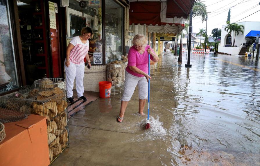 Florida en emergencia por tormenta tropical Colin