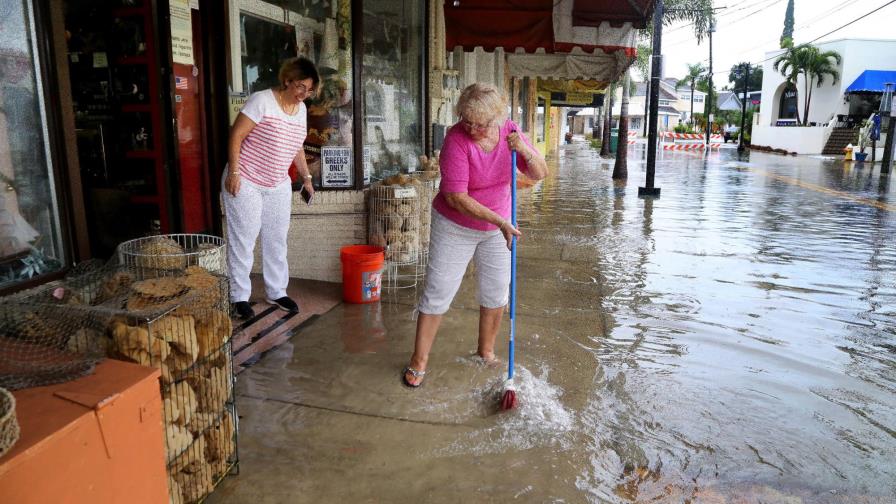 Florida en emergencia por tormenta tropical Colin Florida en emergencia por tormenta tropical Colin