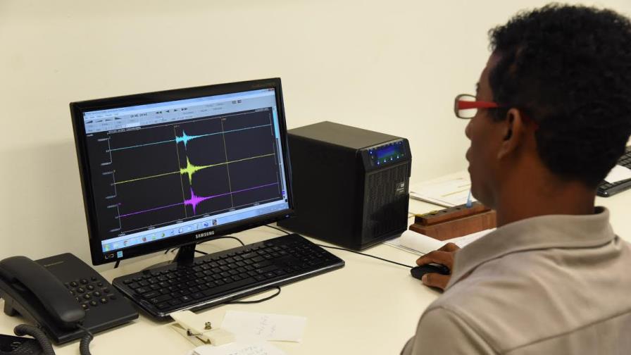 Temblor de tierra magnitud 4.4 se siente en varias localidades del país