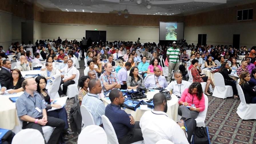 Anuncian conferencia anual para profesores de inglés