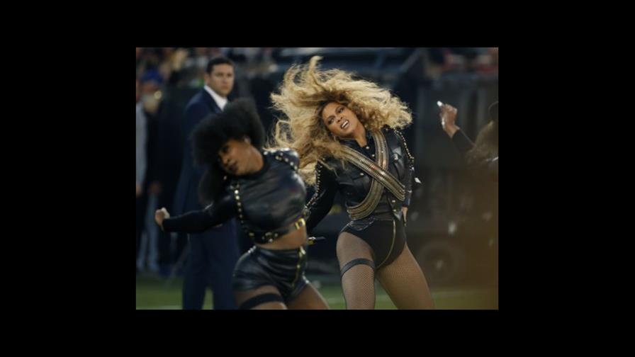 Beyonce se roba el show al recibir premio Icono de la moda 