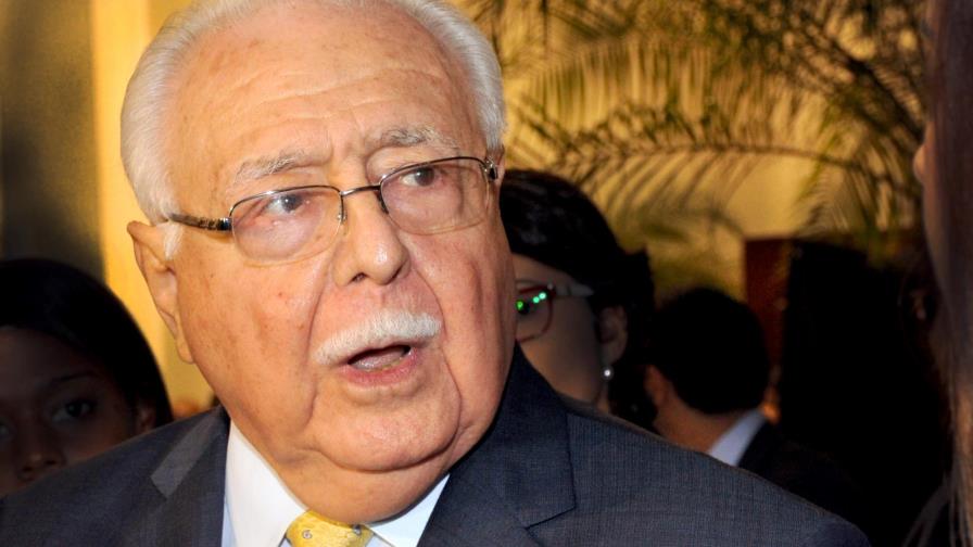 Ministro de Energía y Minas anuncia ha bajado su nómina en un 27.72% 