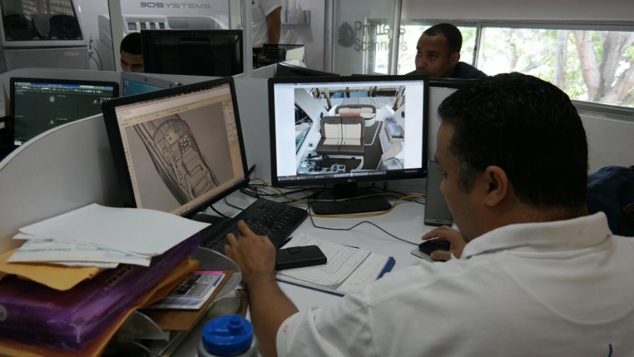 Debaten sobre plataformas digitales de gobierno abierto