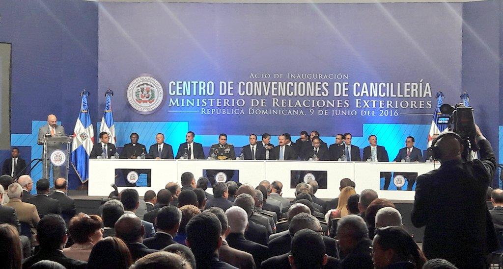 Presidente inaugura el Centro de Convenciones que acogerá asamblea de la OEA 