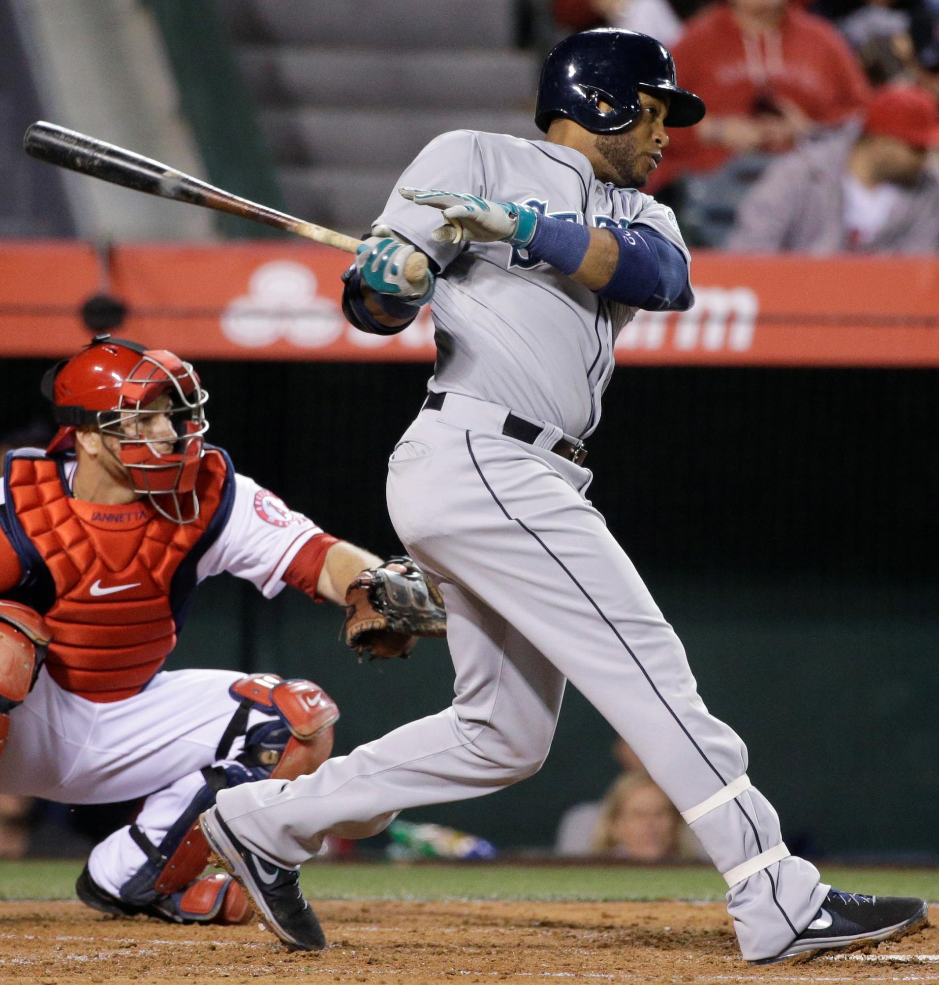 El dominicano Robinson Canó Robinson Canó domina bateo, jonrones y empujadas en los Marineros de Seattle.