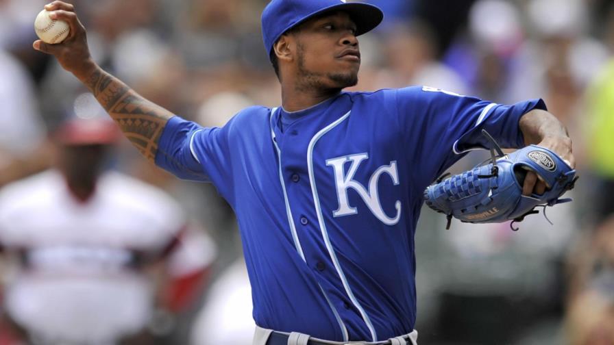 Yordano Ventura gana en una salida de calidad después de riña Yordano Ventura gana en una salida de calidad después de riña