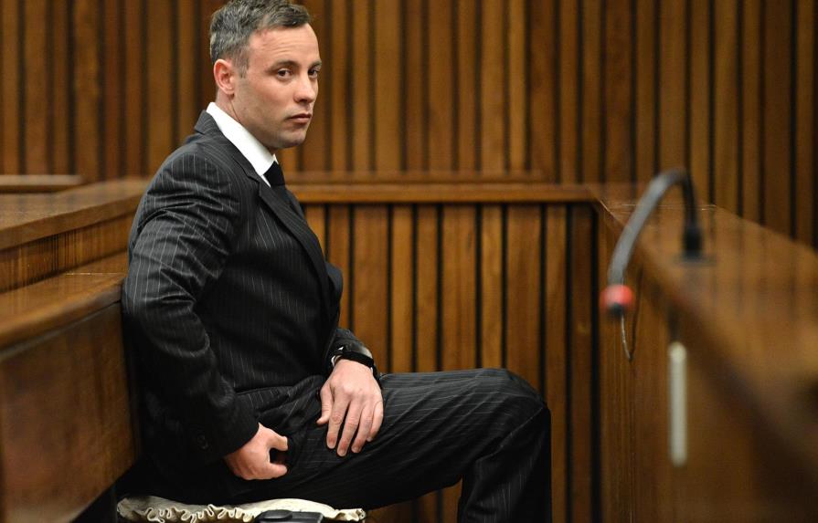 Pistorius comparece ante corte para audiencia de sentencia 
