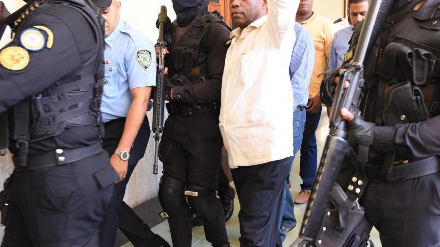 Solicitan juicio de fondo contra Blas Peralta