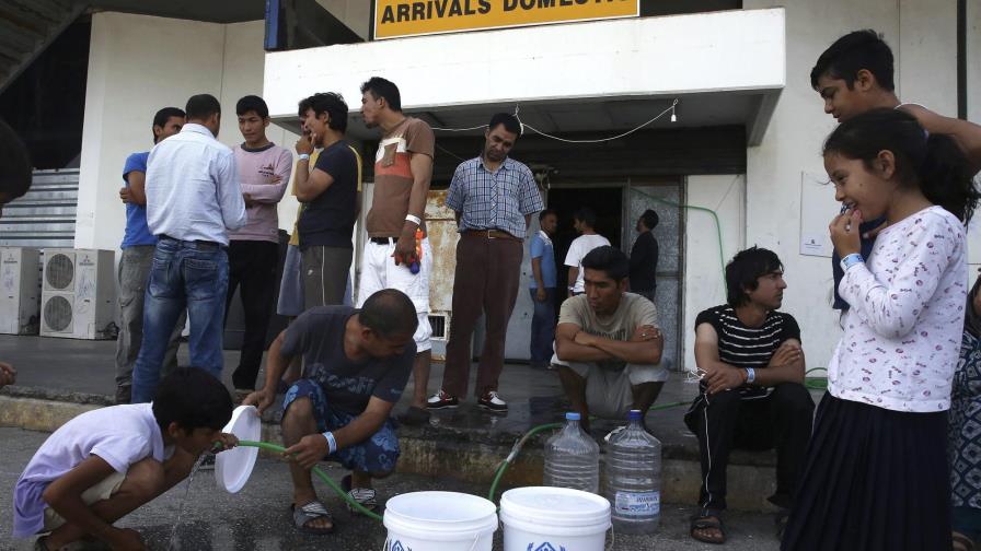 Más de 1,19 millones de personas deberán ser reubicadas en 2017, según ACNUR Más de 1,19 millones de personas deberán ser reubicadas en 2017, según ACNUR