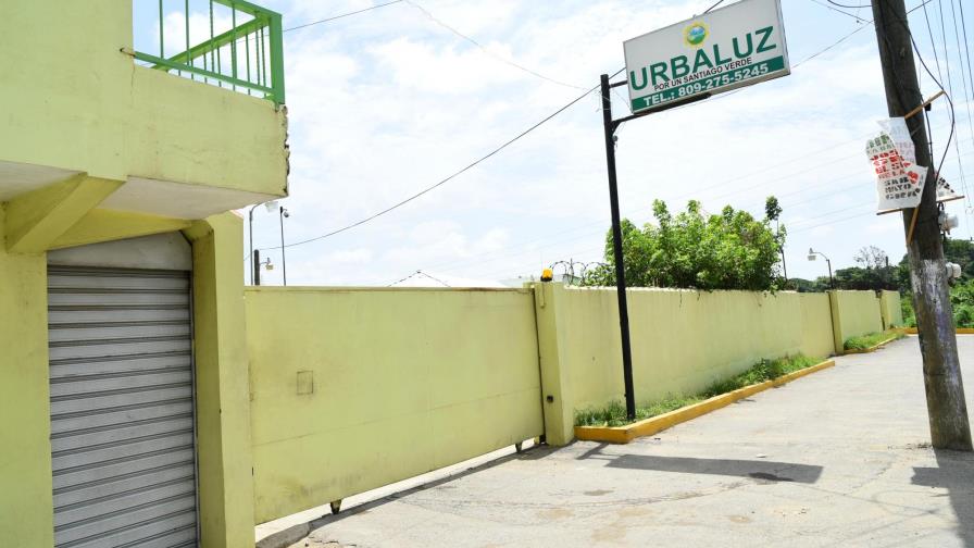 Representantes de dos compañías dicen que recogen la basura en Santiago
Compañías dicen recogen la basura en Santiago