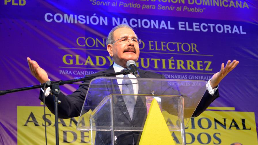 Medina gobernaría con más gente de su entorno