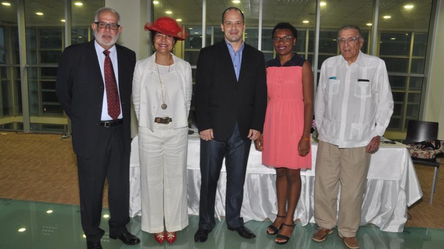 Fundación Juan Bosch otorga segunda edición de la Medalla Juan Bosch 