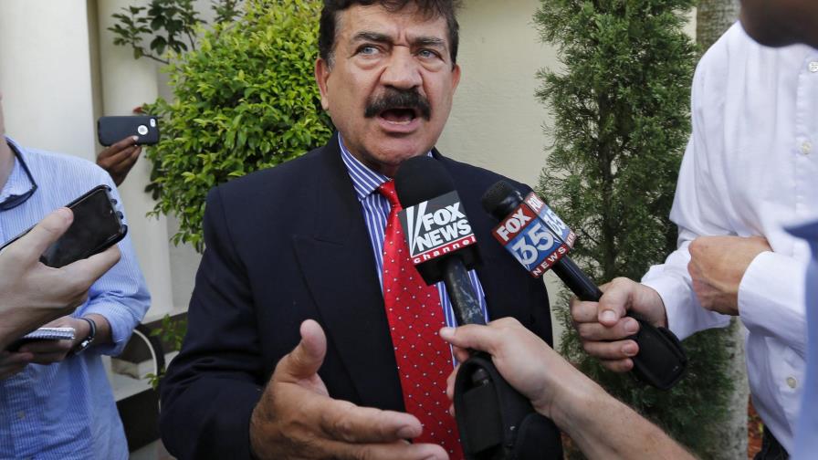 El padre del autor de la matanza de Orlando no perdona a su hijo El padre del autor de la matanza de Orlando no perdona a su hijo