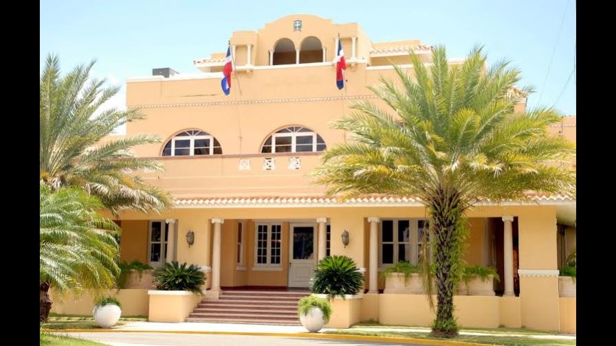 Bahamas dice pescadores dominicanos dispararon a sus guardacostas 