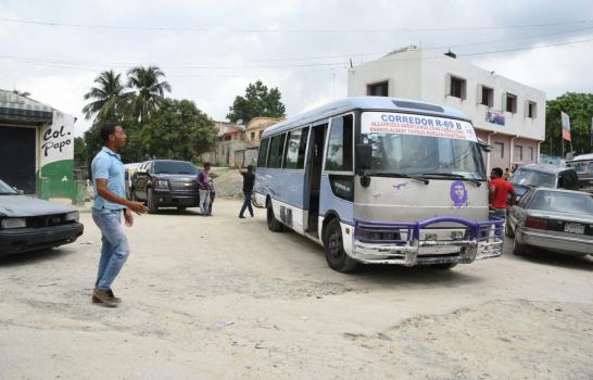 Incrementan seguridad en ruta de carros por conflicto entre choferes en Pantoja