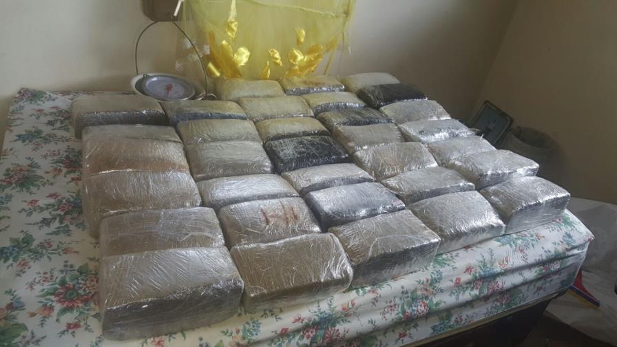 Ocupan 174.5 libras de marihuana en una vivienda de Santo Domingo Este