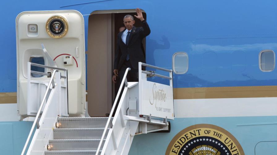 Obama llega a Orlando para reunirse con familiares de víctimas de la matanza