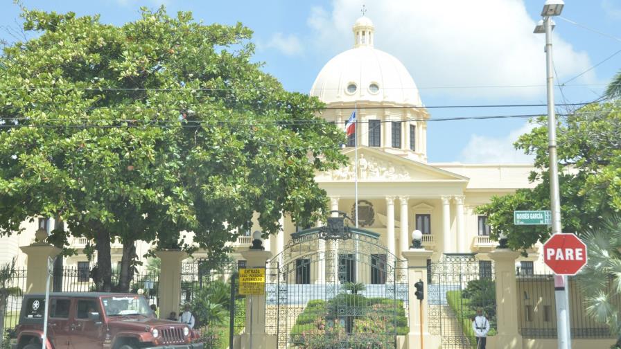 Gobierno asegura que con pacto fiscal no hay que subir ni crear impuestos Gobierno asegura que con pacto fiscal no hay que subir ni crear impuestos