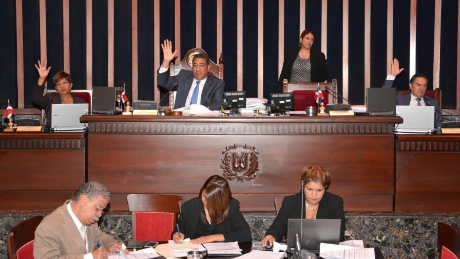 Senado aprueba ley para la erradicación de la violencia de género Senado aprueba ley para la erradicación de la violencia de género