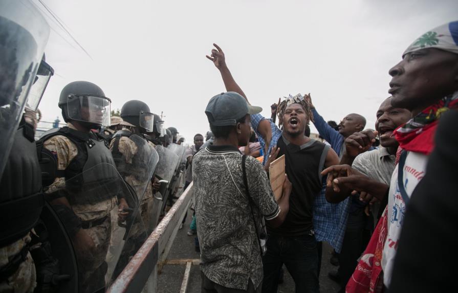 La misión de la ONU condena la violencia en el Parlamento haitiano