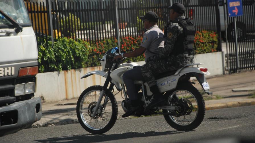 Seis motores y una camioneta con problemas mecánicos para vigilar la provincia Hato Mayor