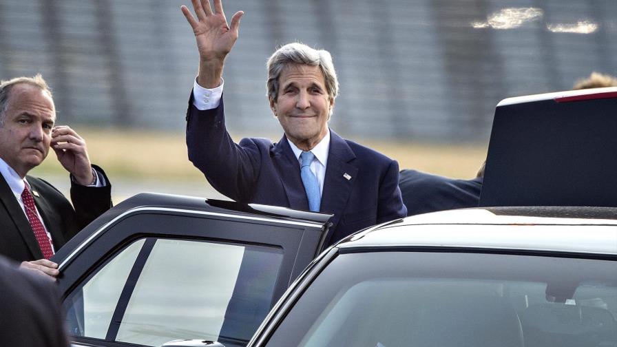 Kerry felicita a Colombia por el “fin del conflicto” y reitera apoyo de Estados Unidos 