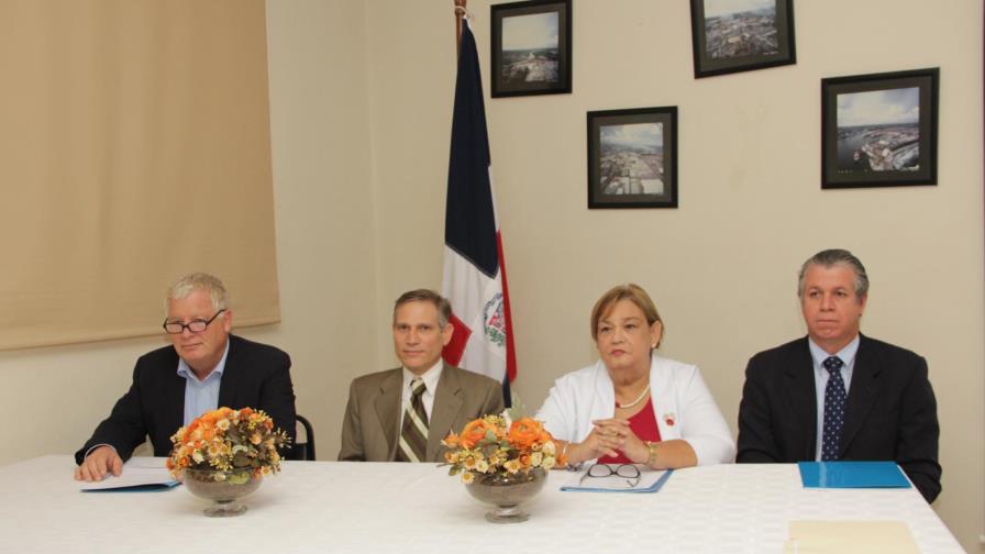 Red Nacional de Producción muestra modelos sostenibles a industriales de Haina