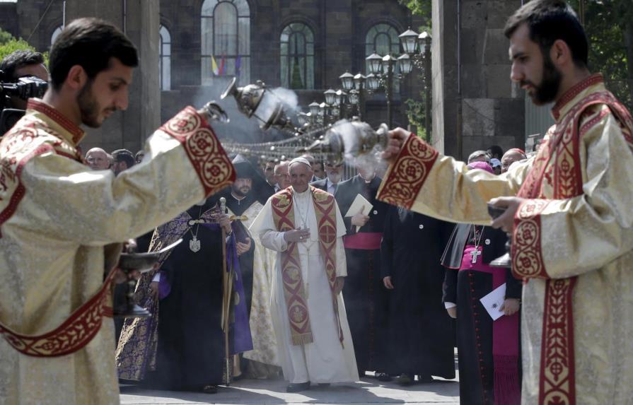 El papa vuelve a denunciar el “genocidio armenio” pese a las críticas turcas