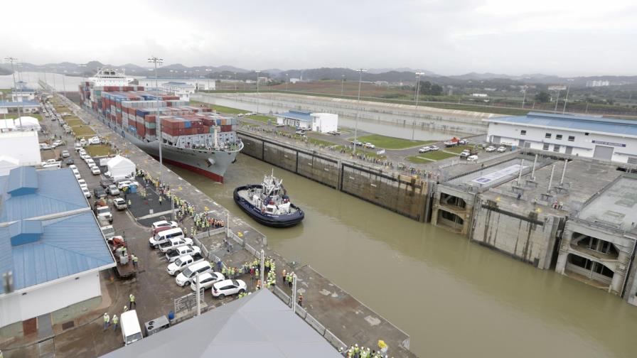 Panamá toma control de las nuevas esclusas de canal ampliado