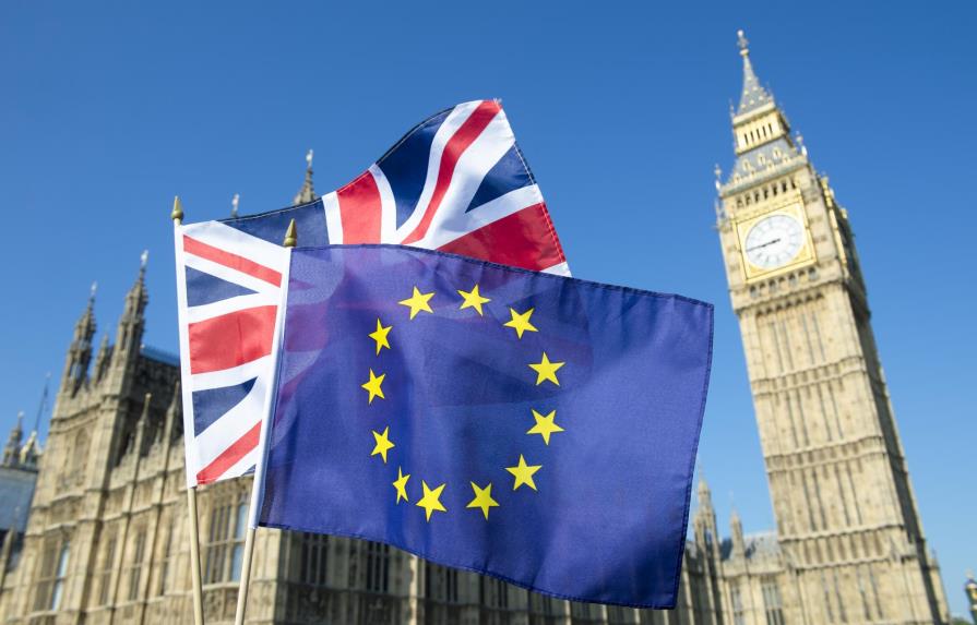Unión Europea y Londres chocan sobre los plazos de su divorcio 