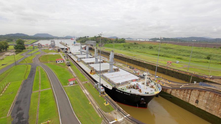Buque que inaugurará canal de Panamá ampliado pagará 586.000 dólares de peaje