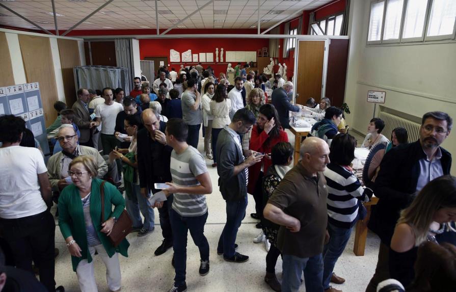 Participación de votantes en España es de 36,87 %, similar a las de diciembre 