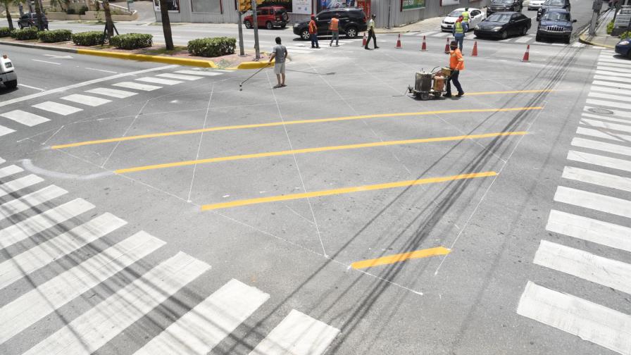 AMET y Obras Públicas pintan señal amarilla en intersecciones, ¿qué significa? AMET y Obras Públicas pintan señal amarilla en intersecciones, ¿qué significa?