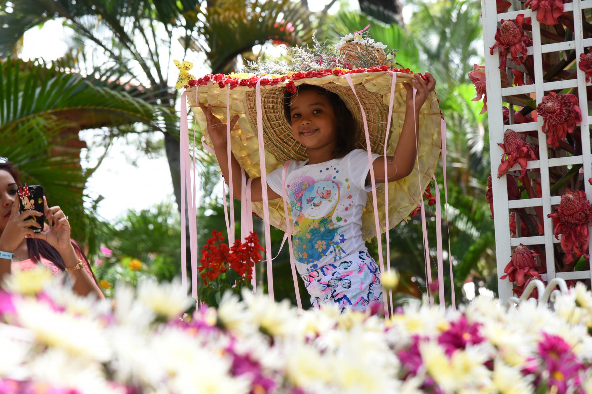 Celebran el Festival de las Flores en Jarabacoa