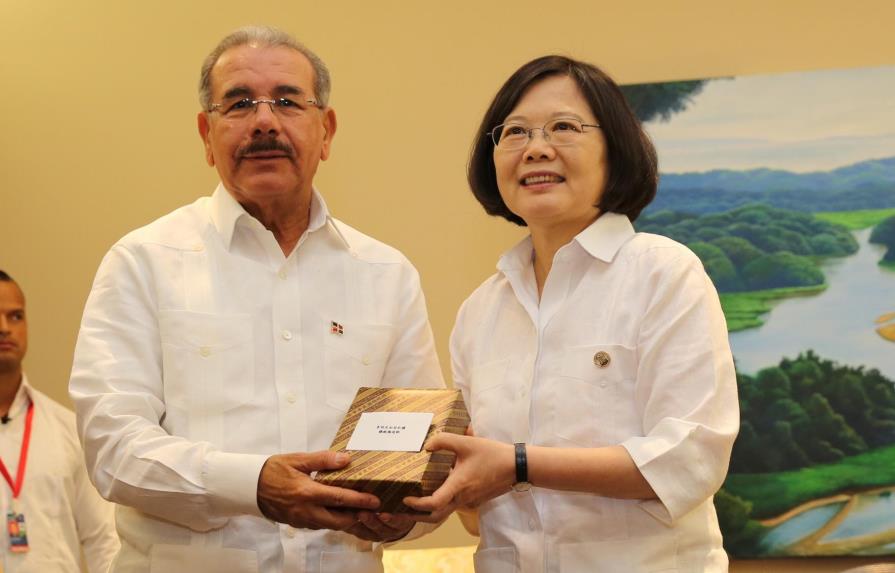 Presidente Medina se reunió con presidenta de Taiwán durante su estadía en Panamá
