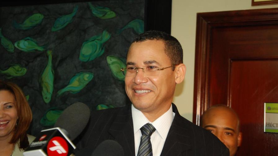 Eddy Olivares cuestiona auditoría a los equipos utilizados en las elecciones y pide que se haga una nueva Eddy Olivares cuestiona auditoría a los equipos utilizados en las elecciones y pide que se haga una nueva