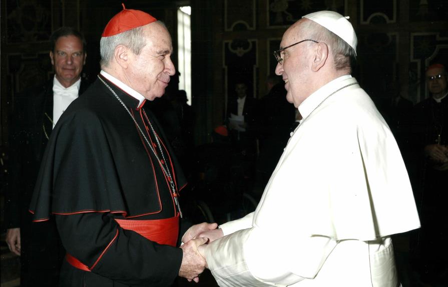 No es una obligación ser obispo para resultar escogido Cardenal 
