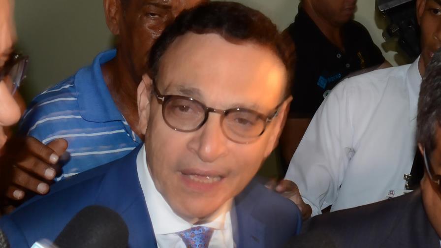 Pimentel Kareh no figura en el expediente del caso Banco Peravia Pimentel Kareh no figura en el expediente del caso Banco Peravia